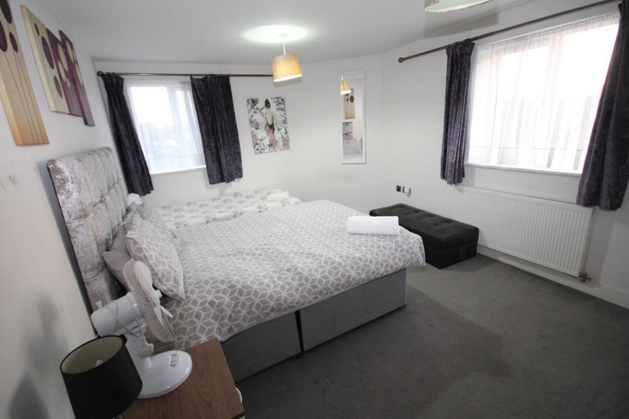 West Drayton  Holden Court Apartments - Apt 3 מראה חיצוני תמונה